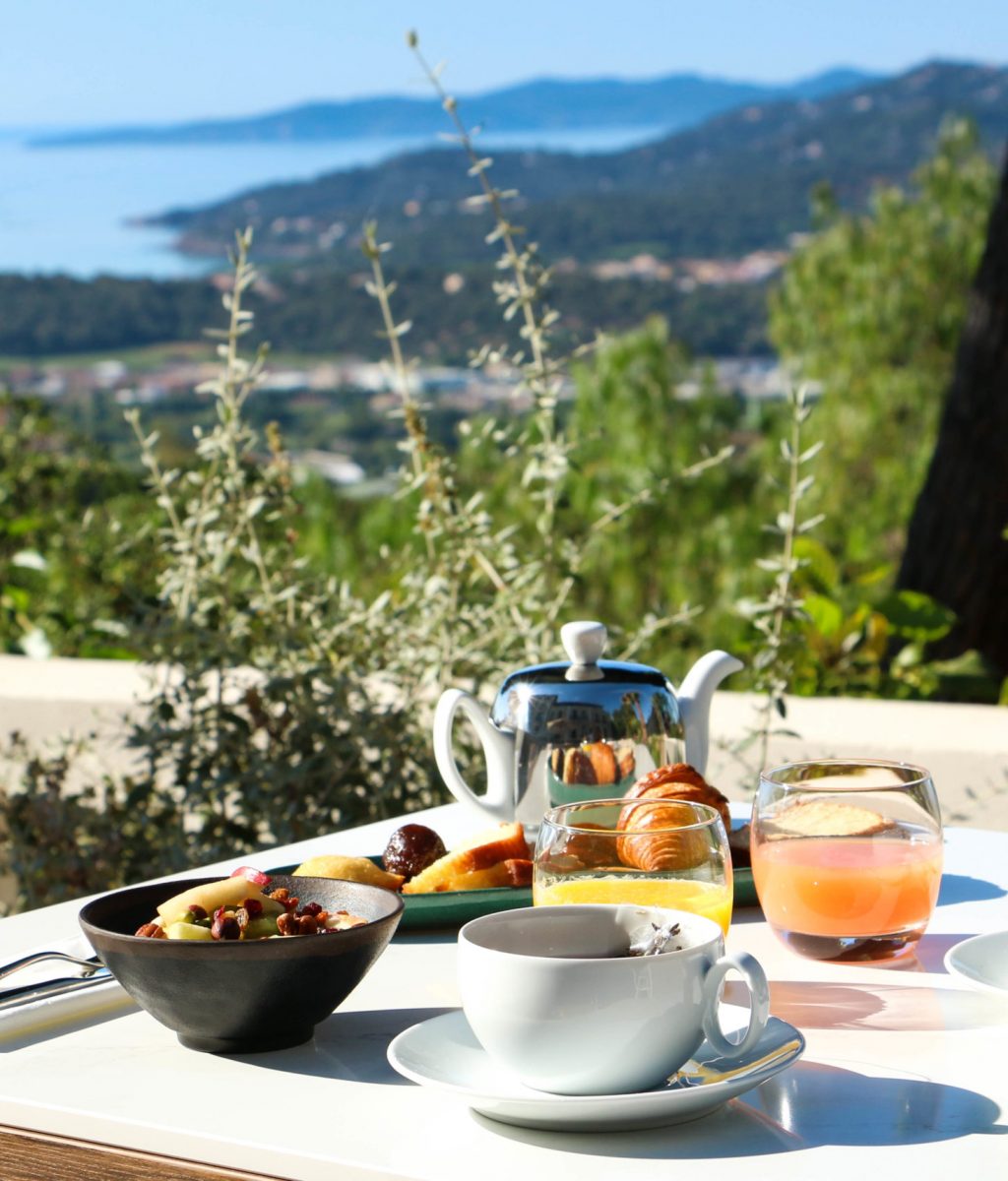 petit-déjeuner-vue1 petit-déjeuner-vue1
